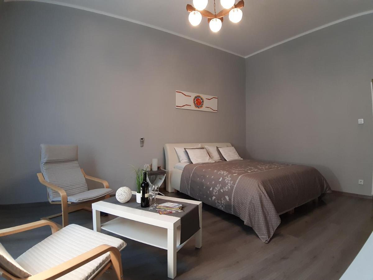 Central Apartment Budapest Eksteriør billede