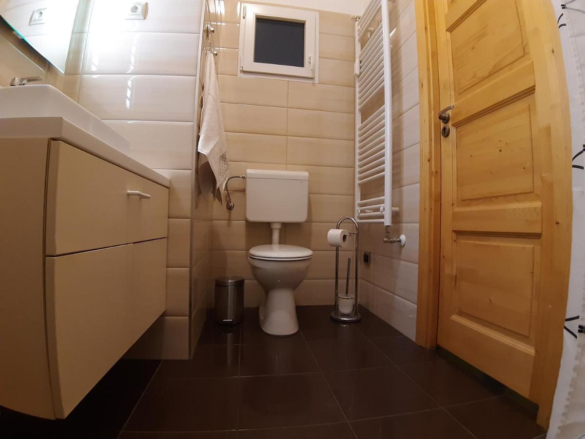 Central Apartment Budapest Eksteriør billede