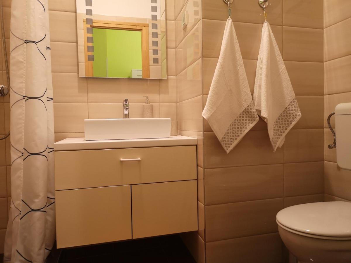 Central Apartment Budapest Eksteriør billede