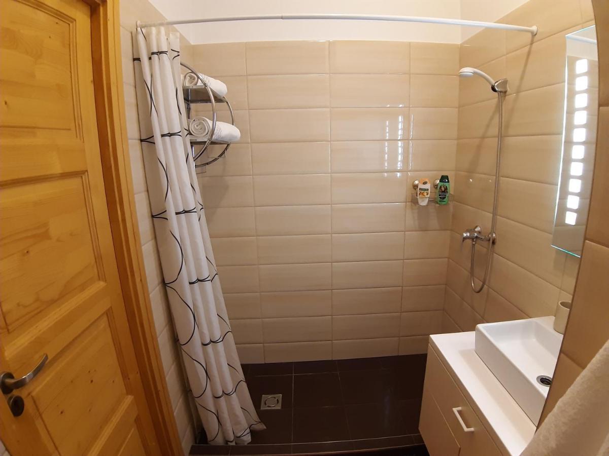 Central Apartment Budapest Eksteriør billede